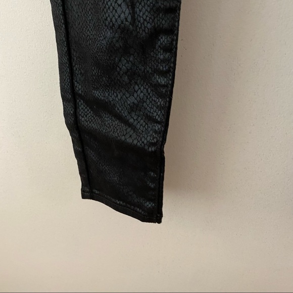 Levis Snakeskin Black Mile High Super Skinny Jeans - Picture 8 of 12